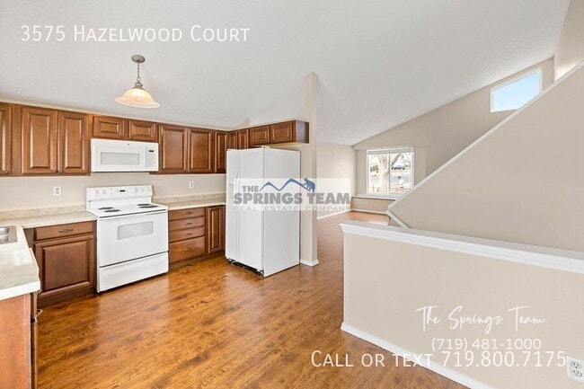 Building Photo - 3575 Hazelwood Ct