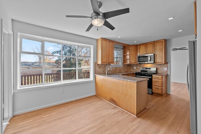 Building Photo - Welcome to this fantastic Colonial home, nestled in a quiet cul-de-sac and featuring an optional ...