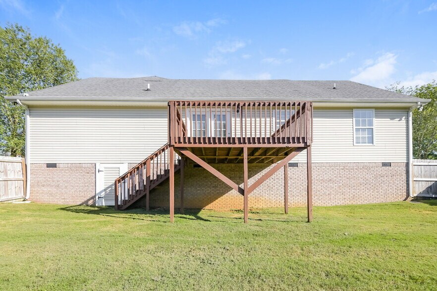 Building Photo - 2951 Buckner Ln