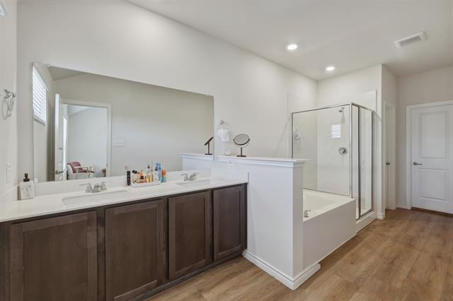 Building Photo - 2137 Crooked Bow Dr