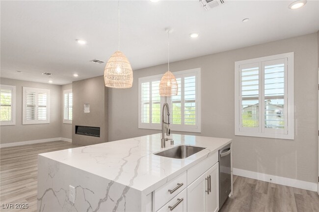 Building Photo - 11592 Alpine Cove Ave