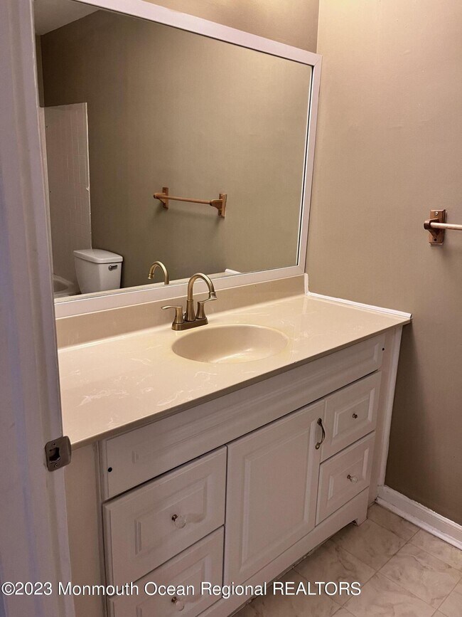 Building Photo - 37 Atlantis Terrace