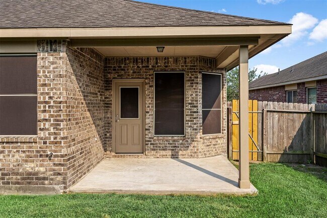 Building Photo - 22538 Valley Canyon