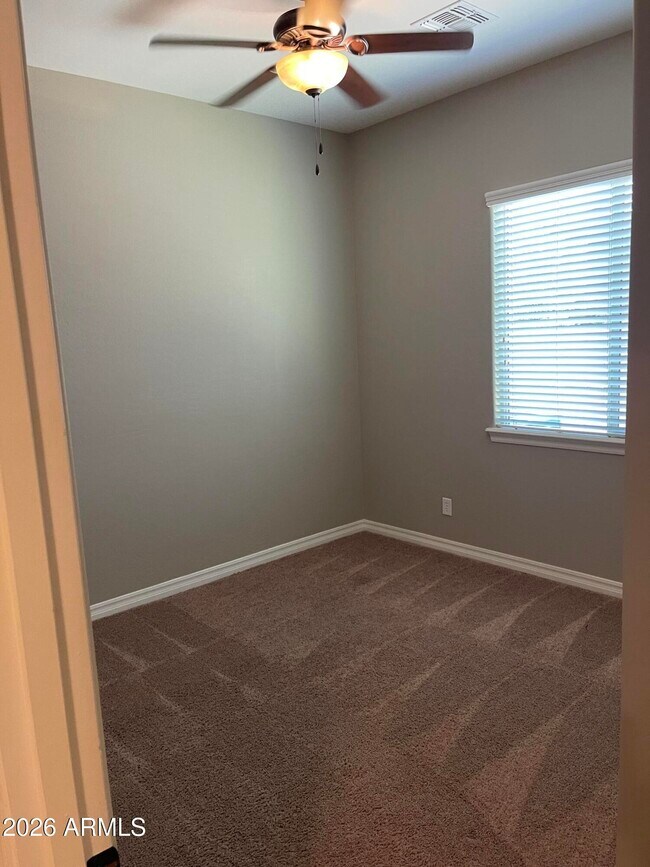 Building Photo - 2543 E Penedes Dr