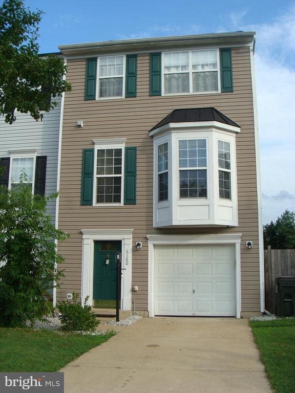 Building Photo - 6180 Newton Ln