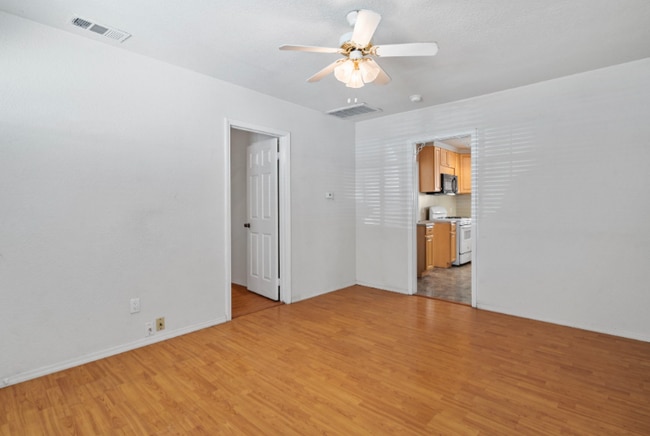 Building Photo - 1553 Bessie Ave