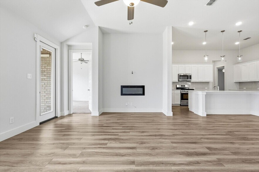 Building Photo - 1861 Arbor Dr