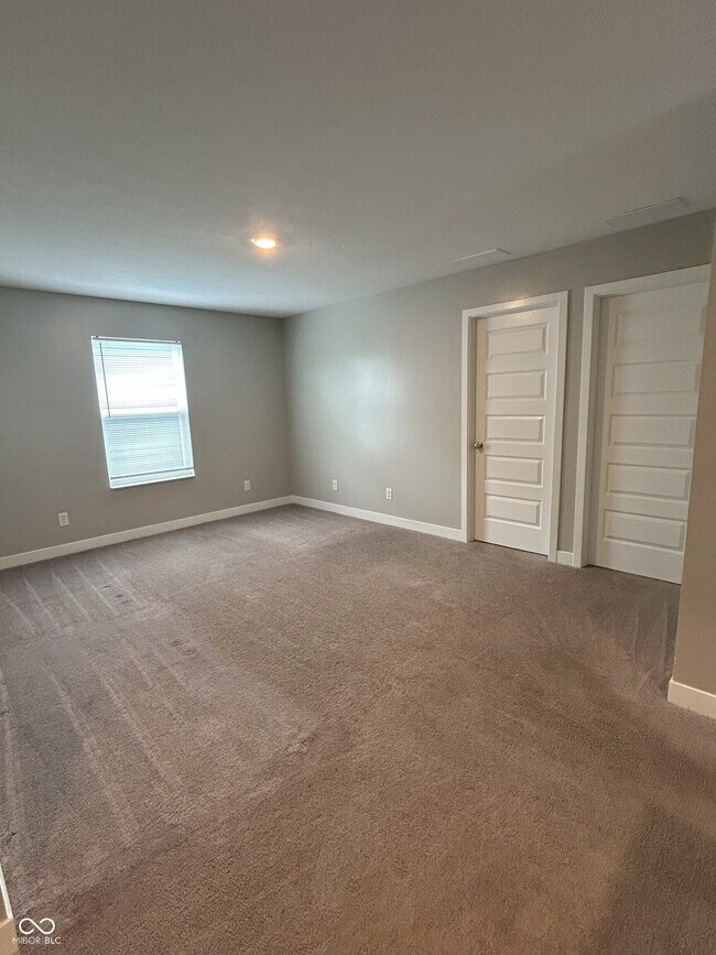 Building Photo - 1269 Bristol Pl