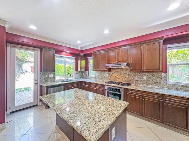 Building Photo - 1618 Quiet Trail Dr