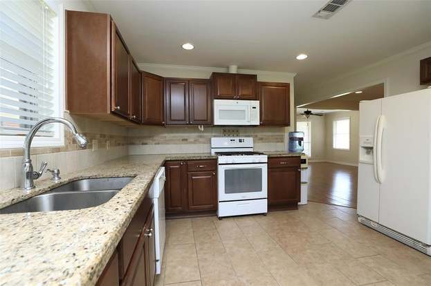Building Photo - 10306 Oboe Dr