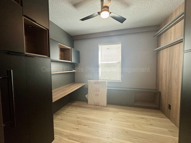 Building Photo - 3615 Voyager Ln