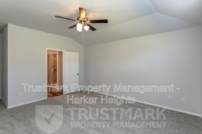 Building Photo - 1003 Cedar Trl