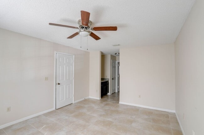 Building Photo - 7206 Olympia Ct