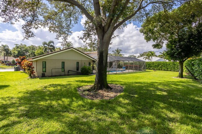 Building Photo - 2903 Banyan Blvd Cir NW