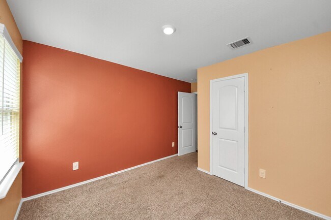 Building Photo - 21314 Sleepy Willow St