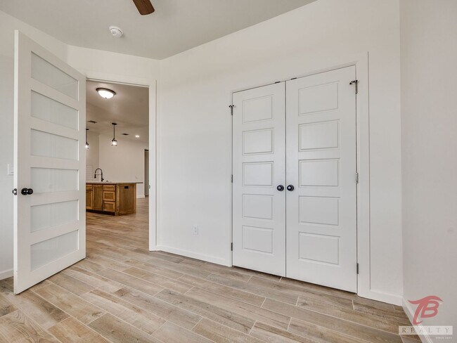 Building Photo - 1321 Chisholm Trail