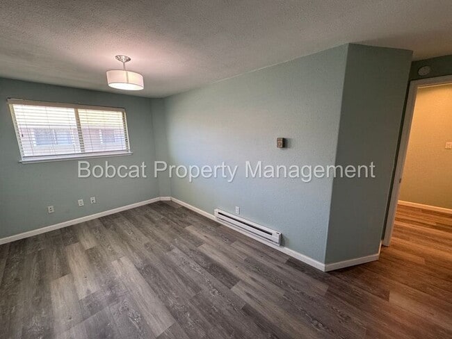 Building Photo - 1330 Ashby Ct