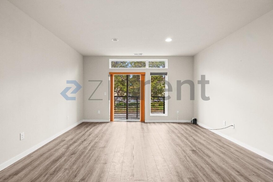 Building Photo - 1588 139th Ct NE