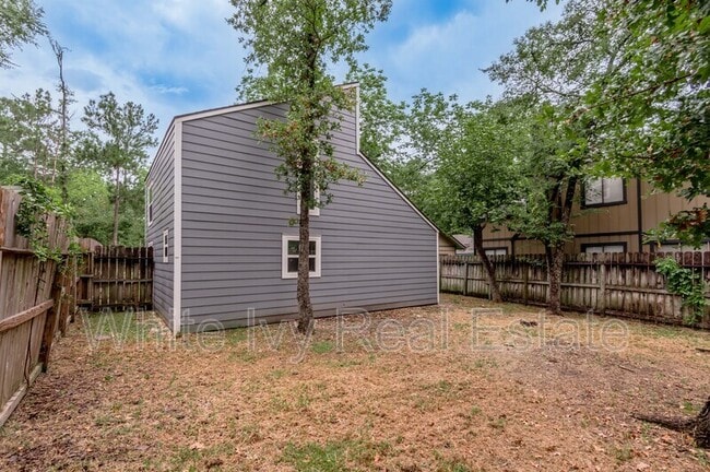 Building Photo - 26620 Primrose Ct