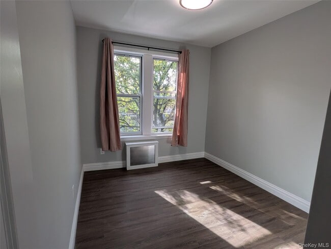 Building Photo - 205-17 Hollis Ave