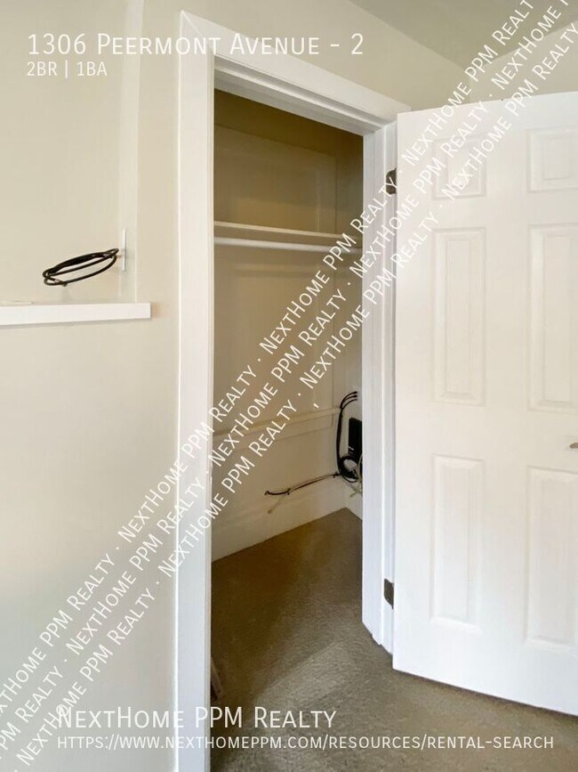 Building Photo - 1306 Peermont Ave