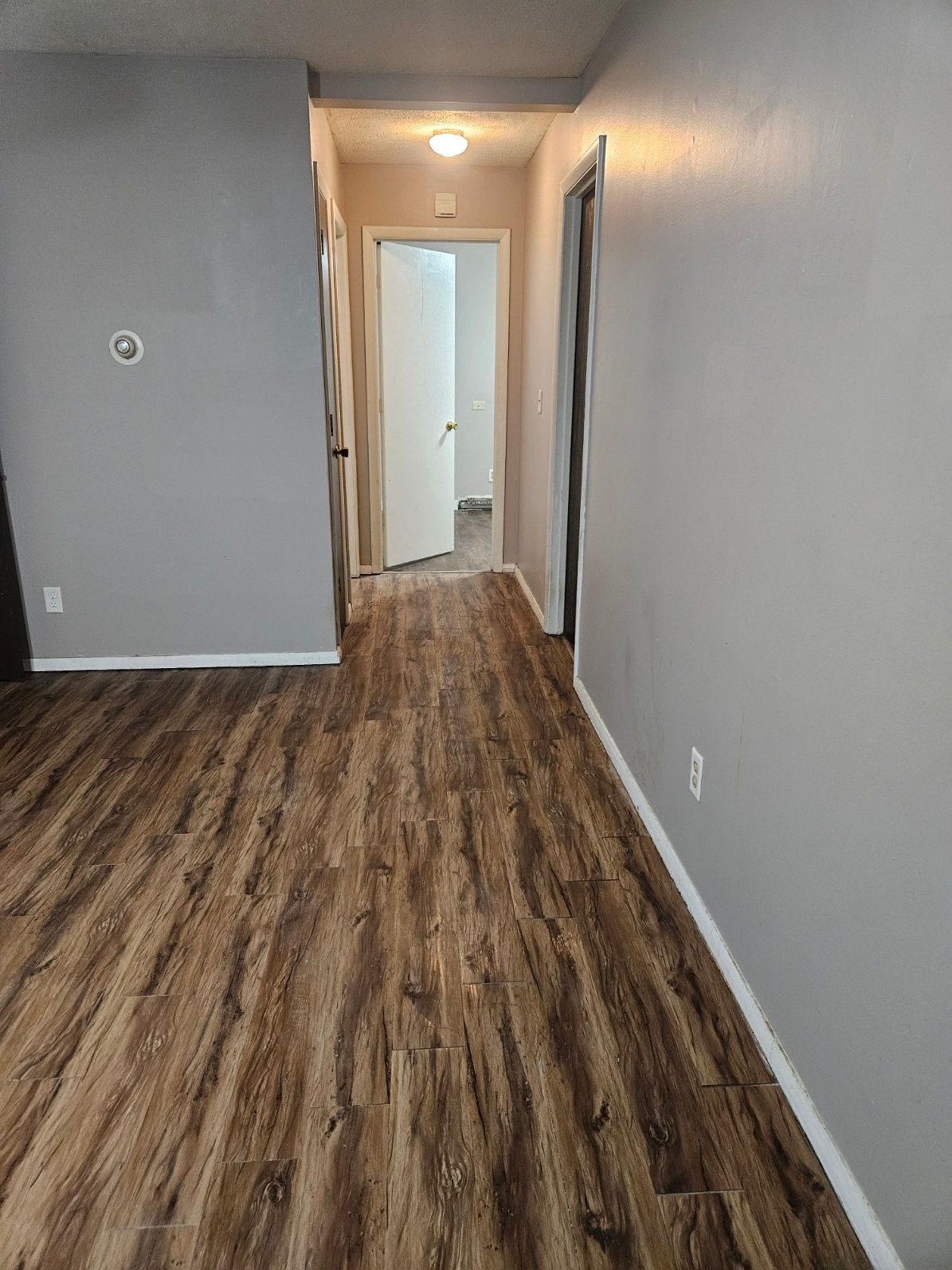 Building Photo - 107 College Park Ct