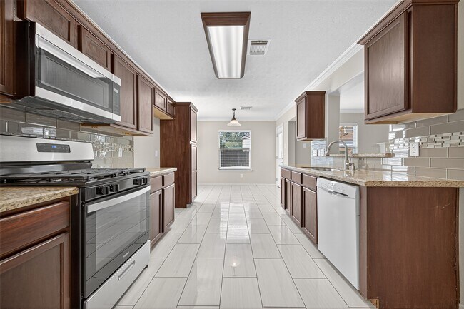 Building Photo - 24823 Cobble Canyon Ln