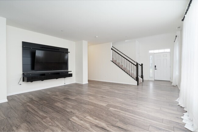 Building Photo - 16164 W Coneflower Dr