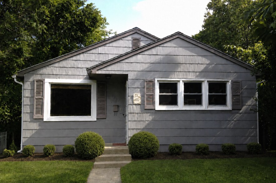 Building Photo - 2420 South St