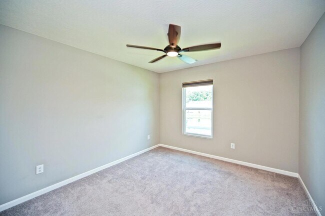 Building Photo - 1538 Summerview Ln