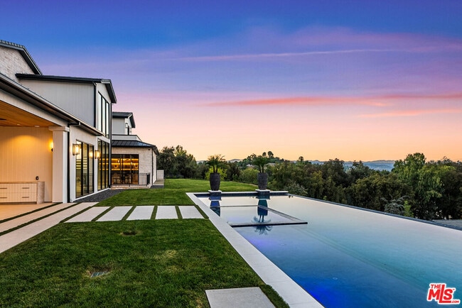 Building Photo - 5340 Whitman Rd