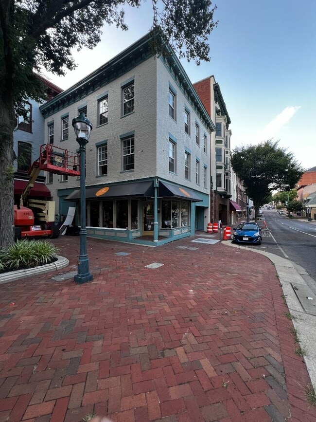 Building Photo - 1 N Potomac St