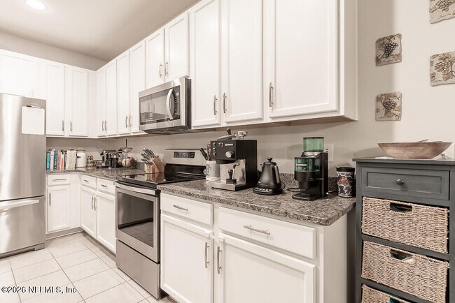 Building Photo - 14780 Trellis St