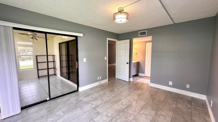 Building Photo - 3119 Millwood Terrace