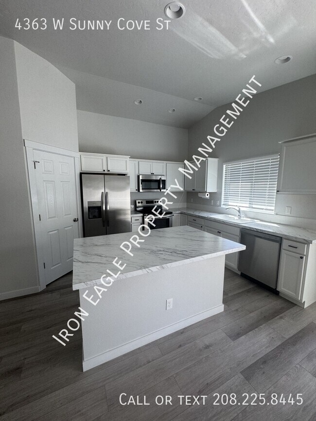 Building Photo - 4363 W Sunny Cove St