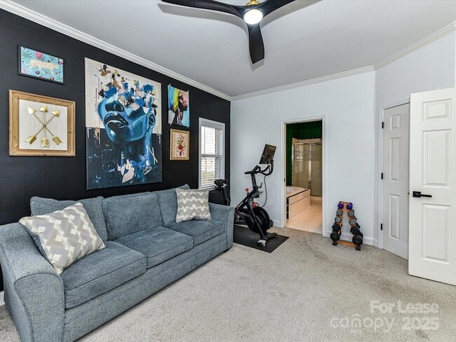 Building Photo - 6915 Pleasant Dr