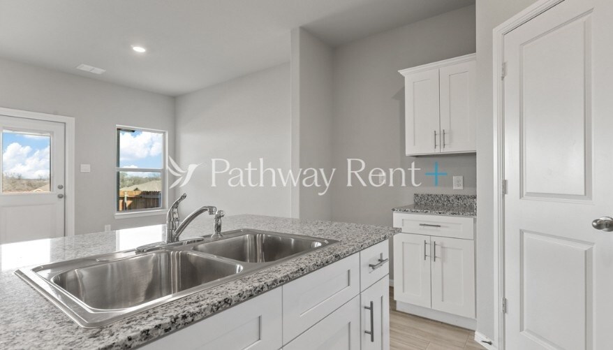 Building Photo - 8408 Hollymead Ln