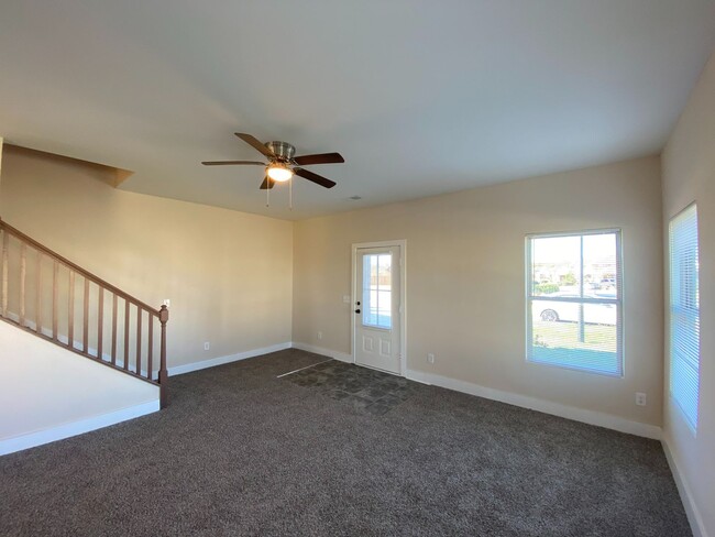 Building Photo - Home for Rent in McCalla, AL! Available to View Now!!!