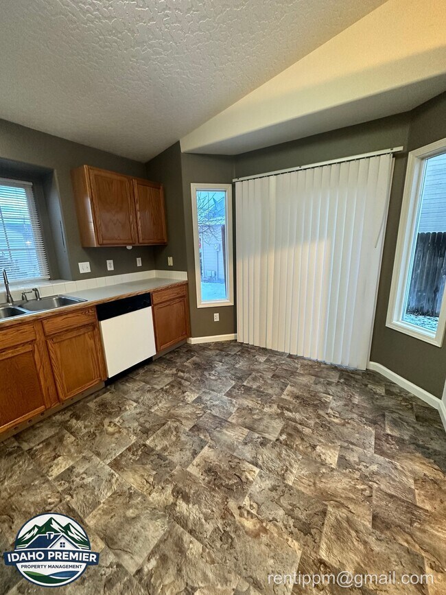 Building Photo - 10977 W Altair St
