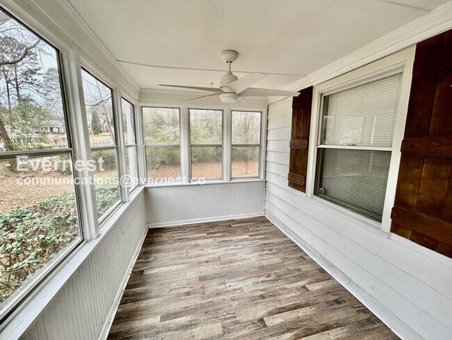 Building Photo - 1738 Duke Rd