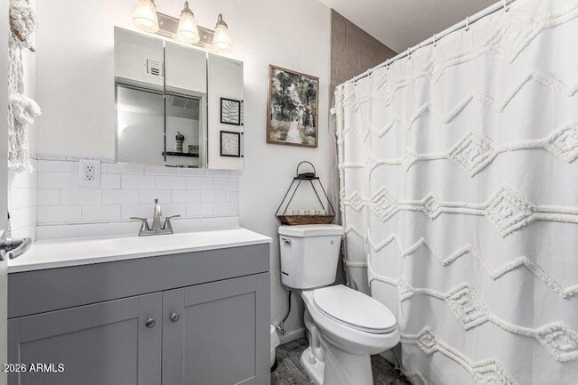 Building Photo - 10362 W Oakmont Dr