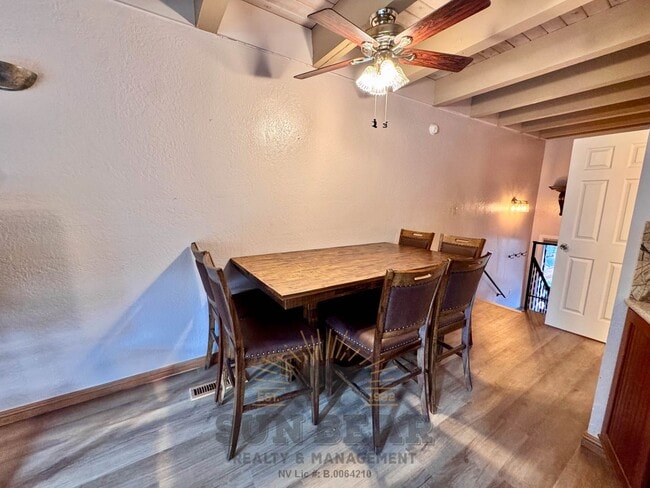 Building Photo - 3 Bedroom in Central Location in Incline!