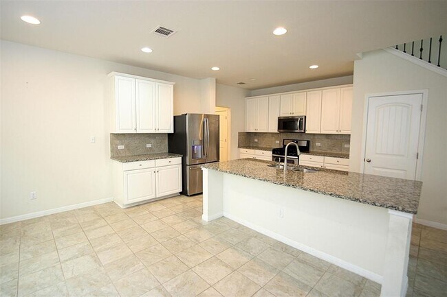 Building Photo - 214 Diamond Point Dr