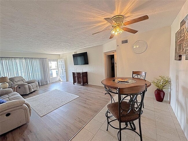 Building Photo - 2001 World Pkwy Blvd