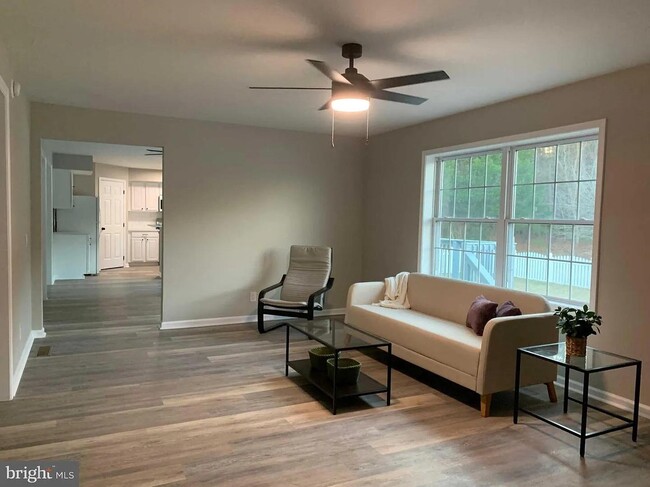 Building Photo - 25900 Country Meadows Dr