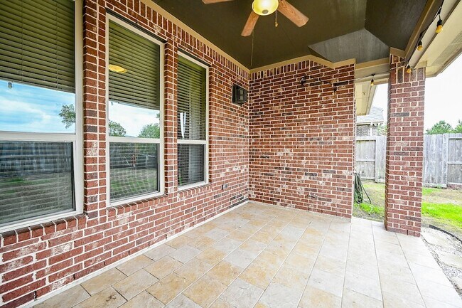 Building Photo - 5315 Little Creek Ct