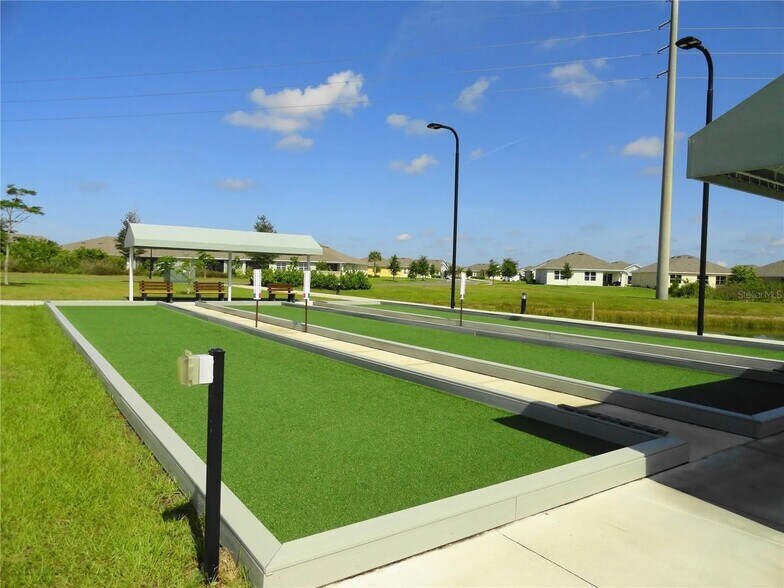 Building Photo - 25152 E Lenox Cir