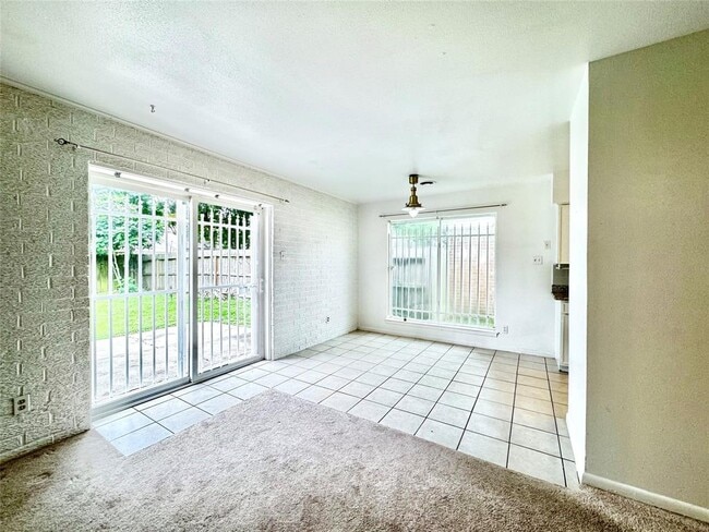 Building Photo - 8419 Neff St