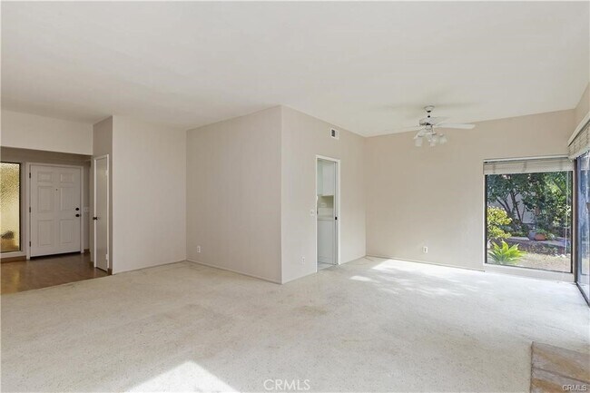 Building Photo - 1364 Orchard Cir