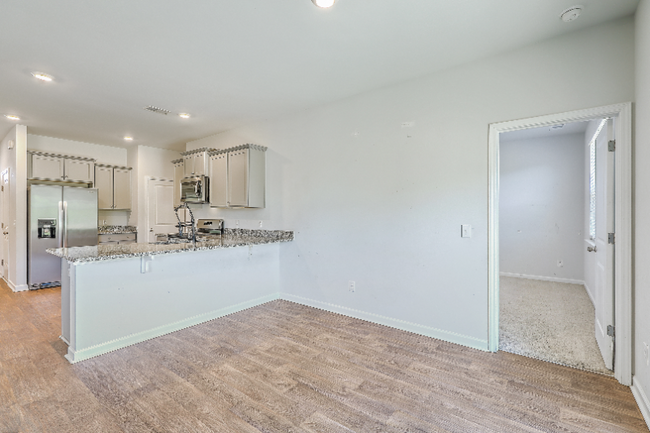 Building Photo - 124 Pontoria Dr